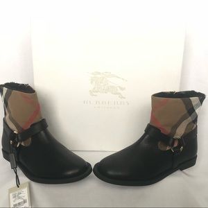 Burberry Kids Queenstead Boot